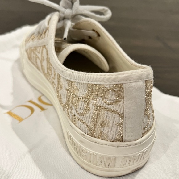 BEAUTIFUL DIOR GOLD WHITE SNEAKERS - Picture 7 of 7